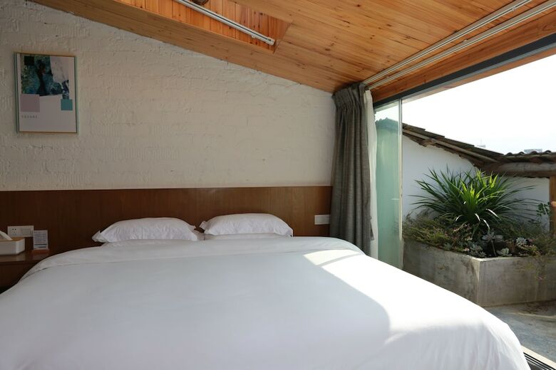 Hotel The Pure Site