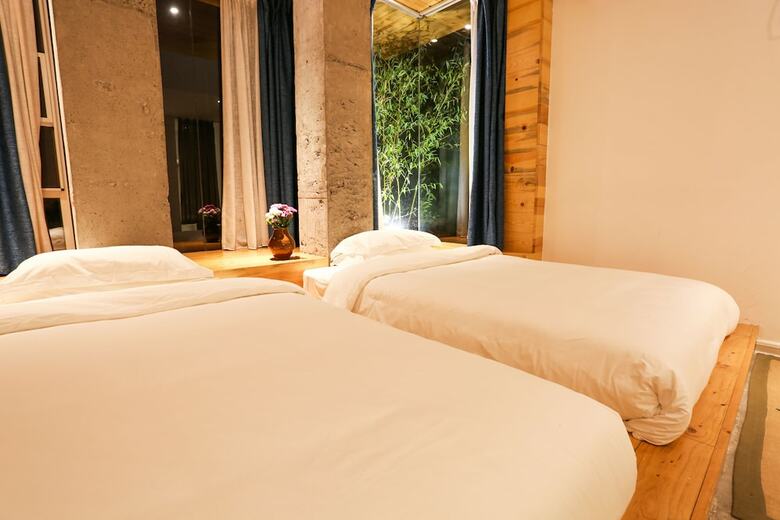Hotel The Pure Site