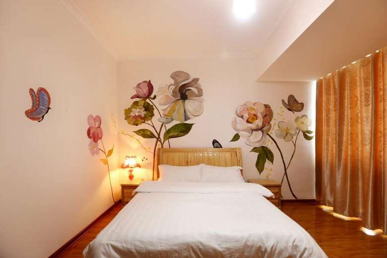 Hostal Flower House Girl Youth Hostel