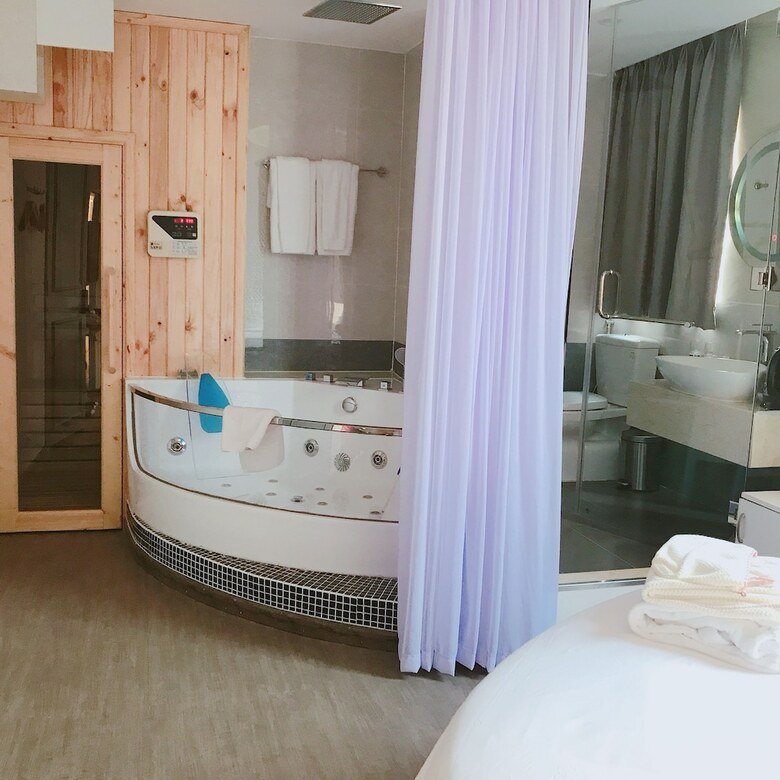 Cupid Hotel