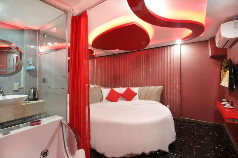 Cupid Hotel