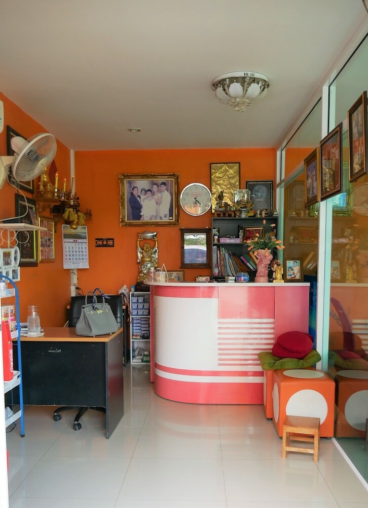 Hotel Suntorn Place
