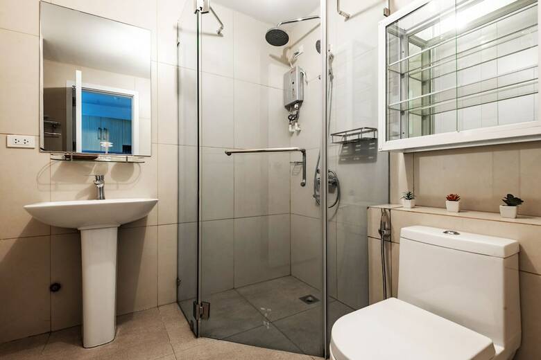 Cedar Peak Condo Near Session Road