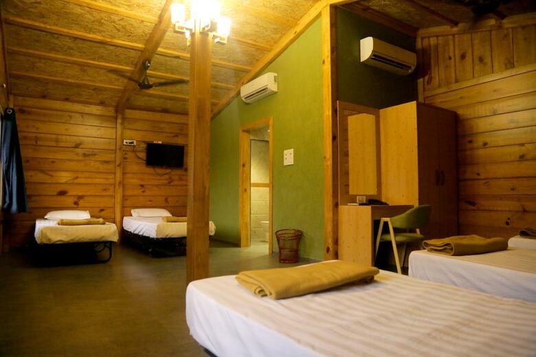 Hotel Sai River Resort