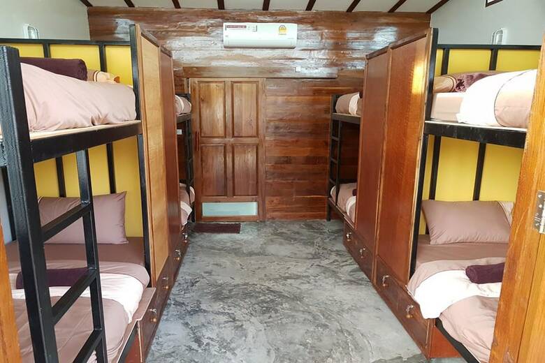 Hostal Slow Life Sabaidee Pai Bed & Breakfast