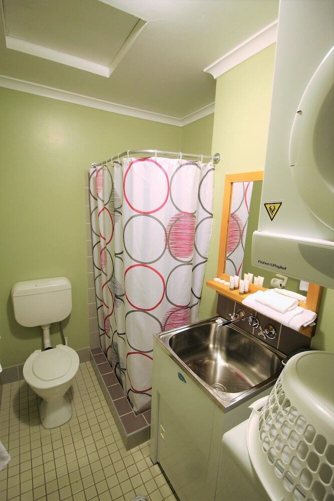 Kirwan Apartment 18 - Large Jindabyne Apartment