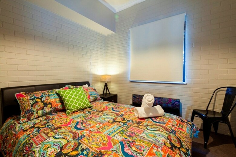 Summit 9 - Modern And Stylish Newly Renovated Apartment