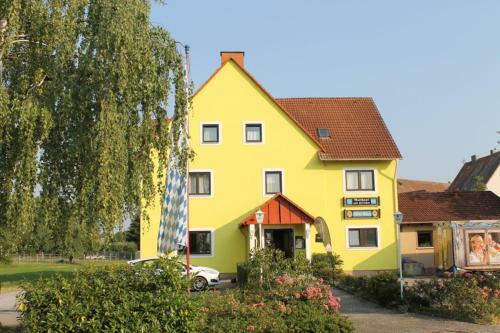 Hostal Landgasthof Zum Hirschen