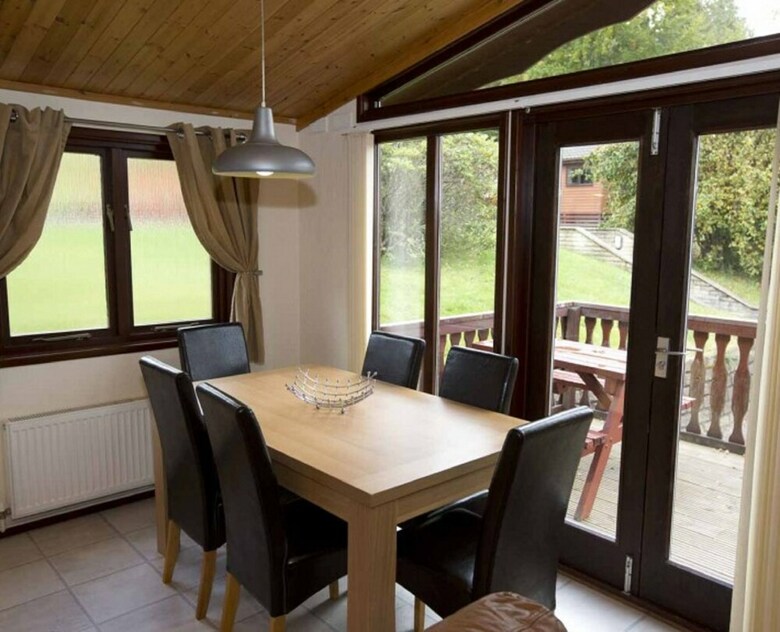 Linnhe Lochside Holidays