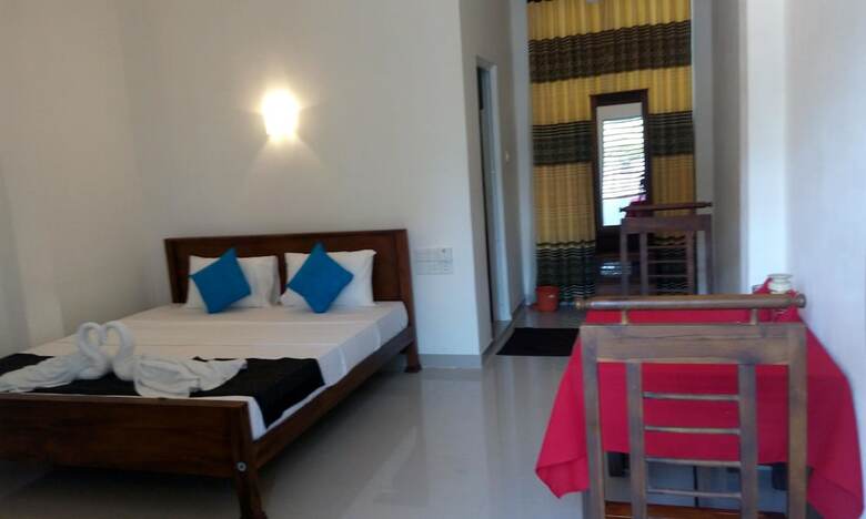 The Crown Plaza Airport Hotel