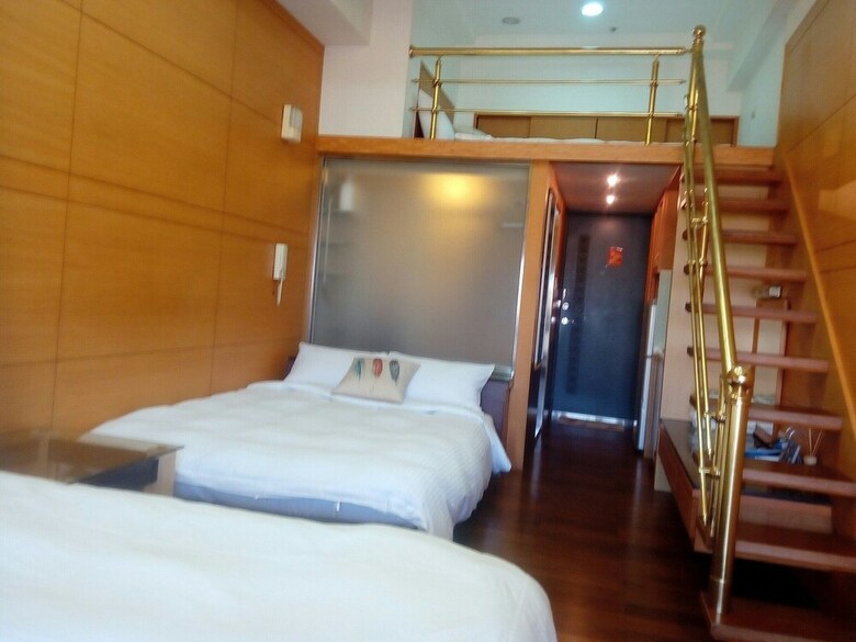 Hotel Kunming House