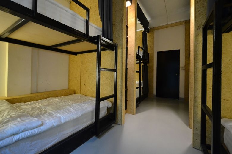 Hostal Hugger Hostel - Adults Only