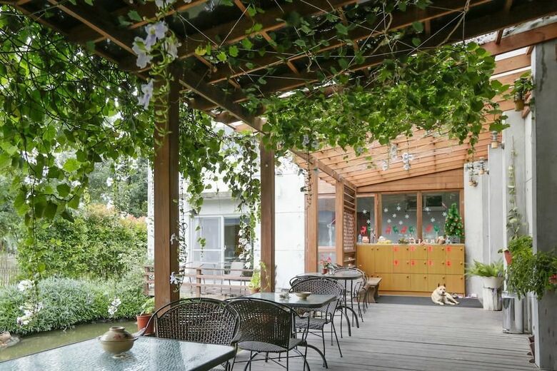 Bed & Breakfast Justlike Villa Homestay