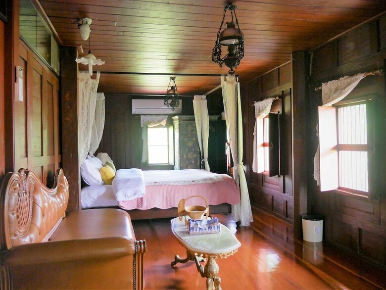 Hotel Ruenthai Jong Lux