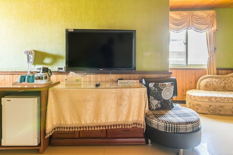 Kenting Maya House B&B