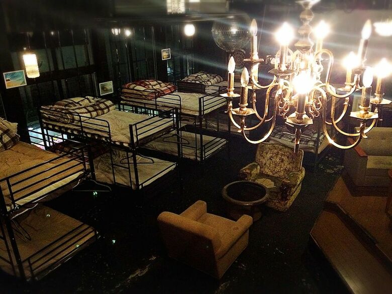 Hostal Cafe & Guest House Sofarii - Hostel