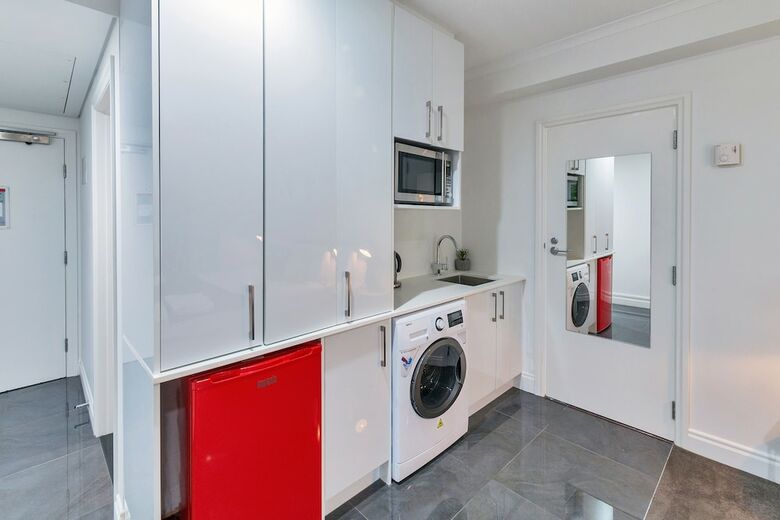 Apartamentos Idyllic City Studio Air-con & Free Wifi