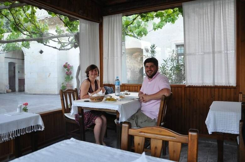 Hotel Aravan Evi