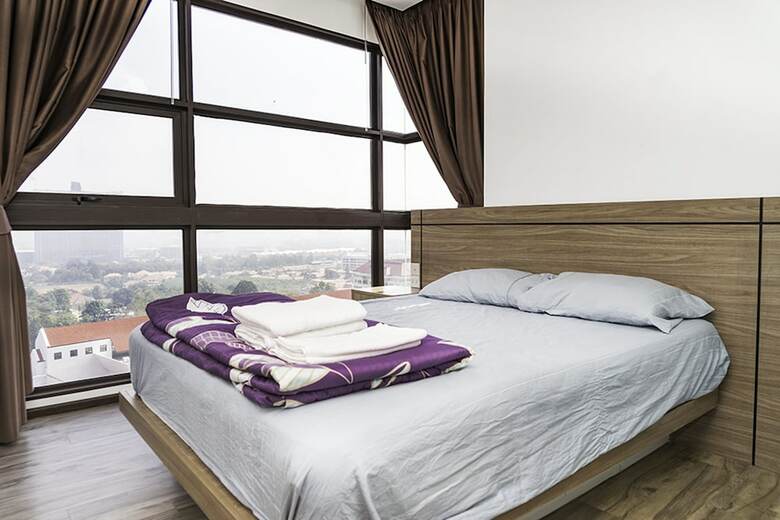 Treetops Condo