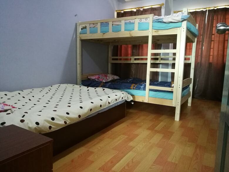 Hotel Oceanus Backpackers Hostel