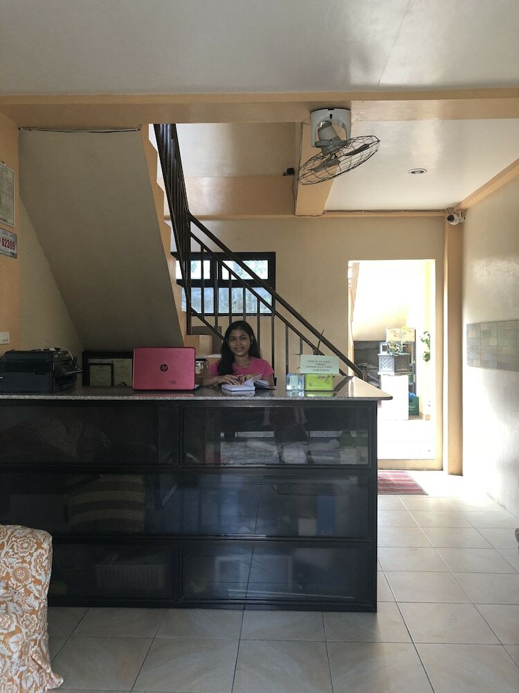 Hotel Jo-cris Apartelle