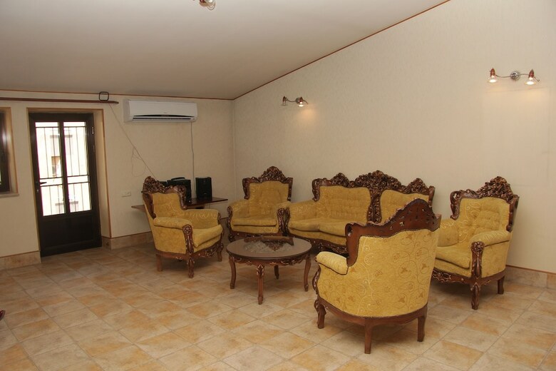 Hostal Rafael Hostel