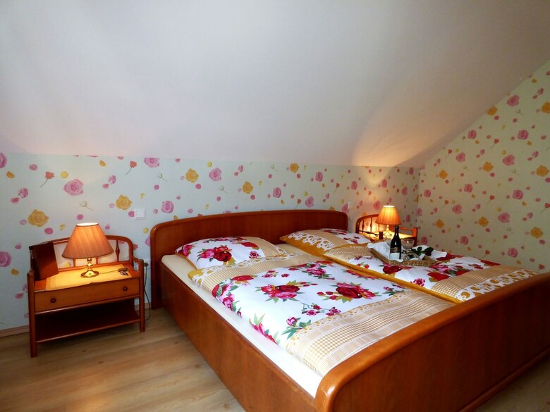 Relaxen Im Winzerdorf Mayscho�