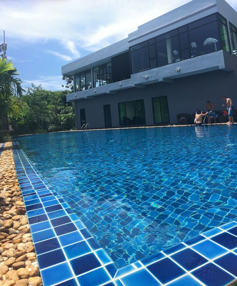 Dusit Grand Condo View Pattaya