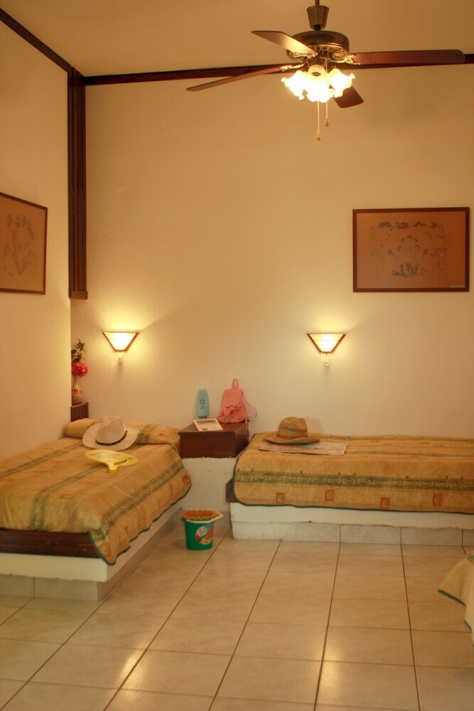 Iliostasi Beach Apartments