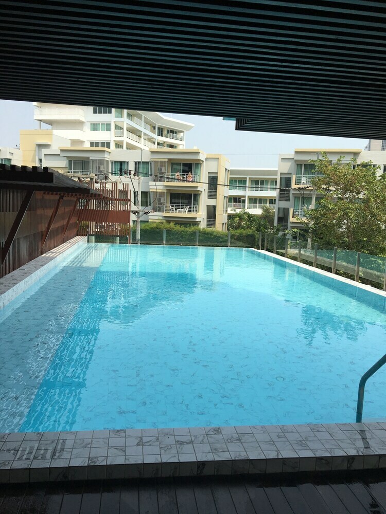 Apartamentos Rocco Hua Hin 512 Condominium