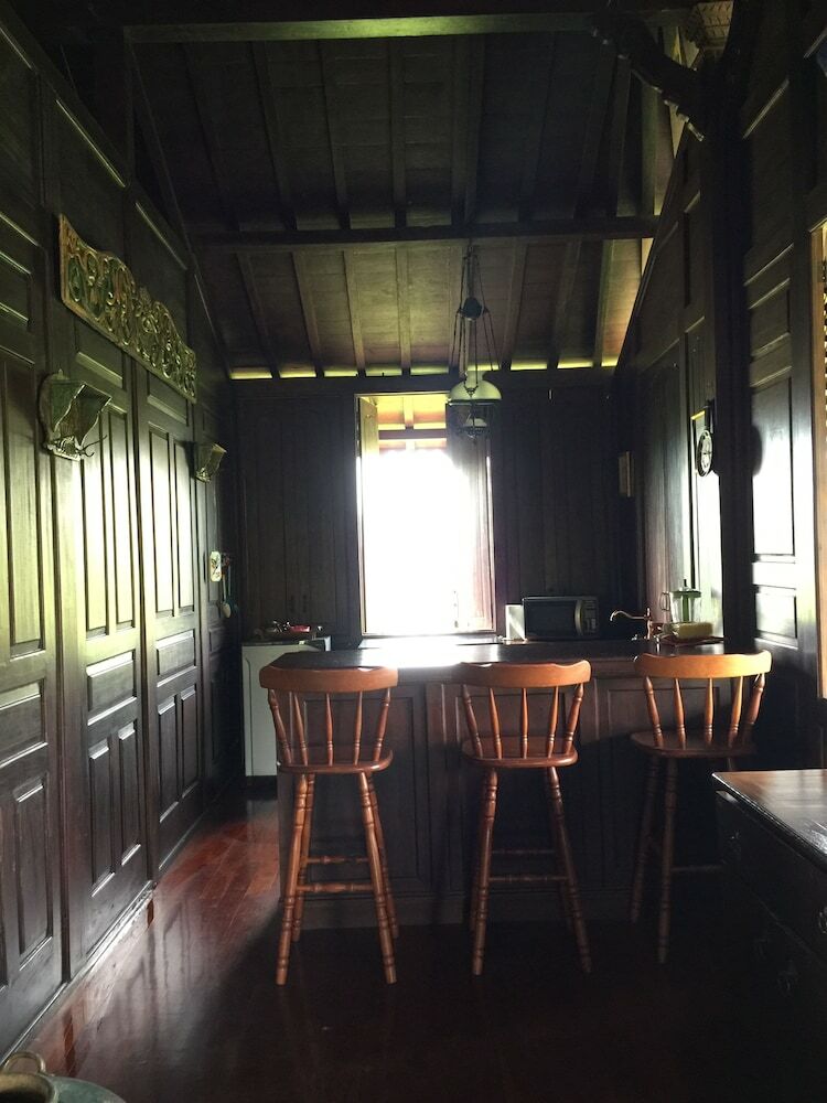 Villa Joglo Java