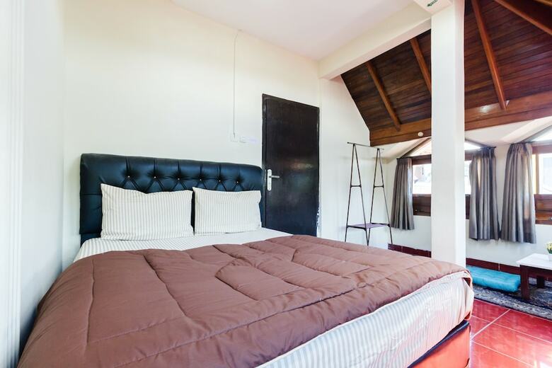 Hotel Pele Backpacker Guesthouse