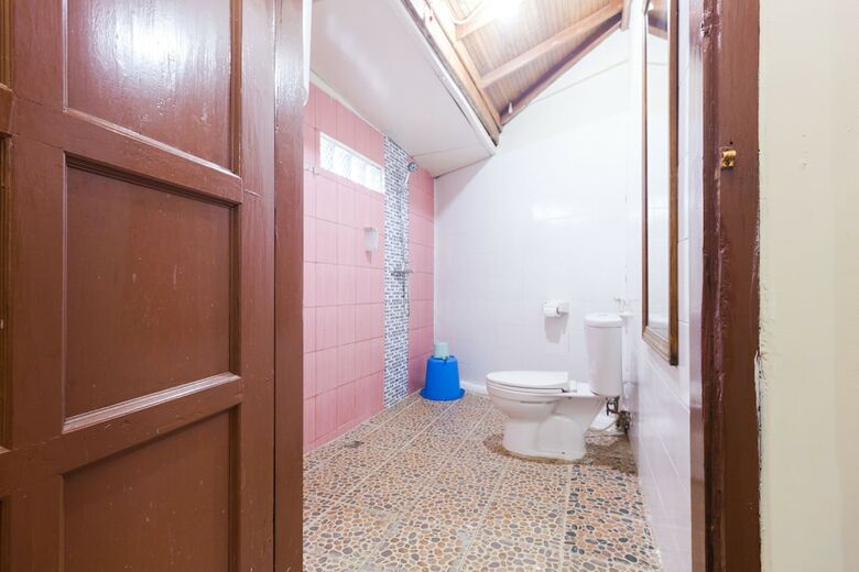 Hotel Pele Backpacker Guesthouse