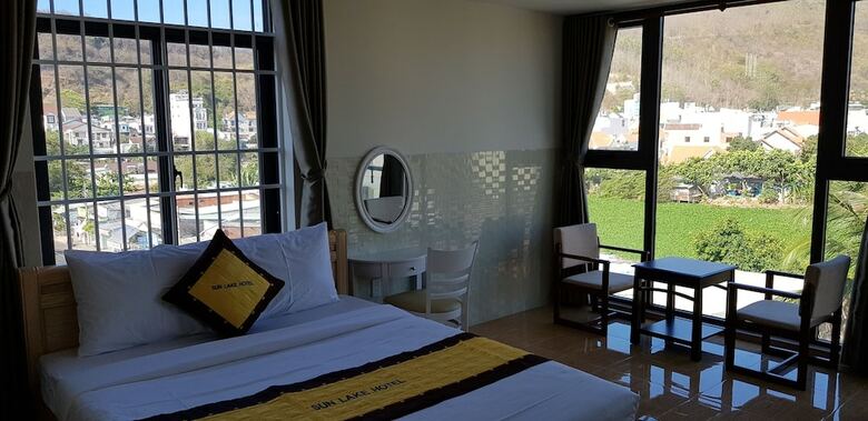 Sun Lake Hotel