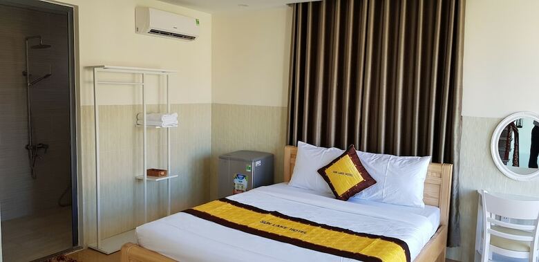 Sun Lake Hotel