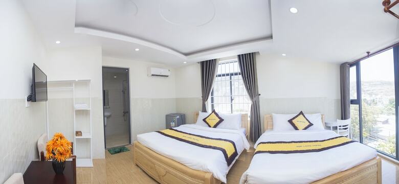 Sun Lake Hotel