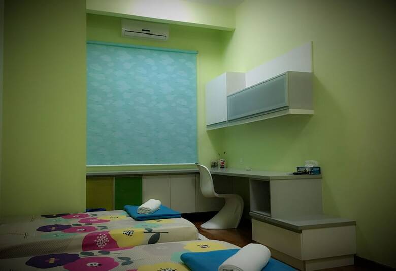 Ibook 1 - Luxury Holiday Homestay
