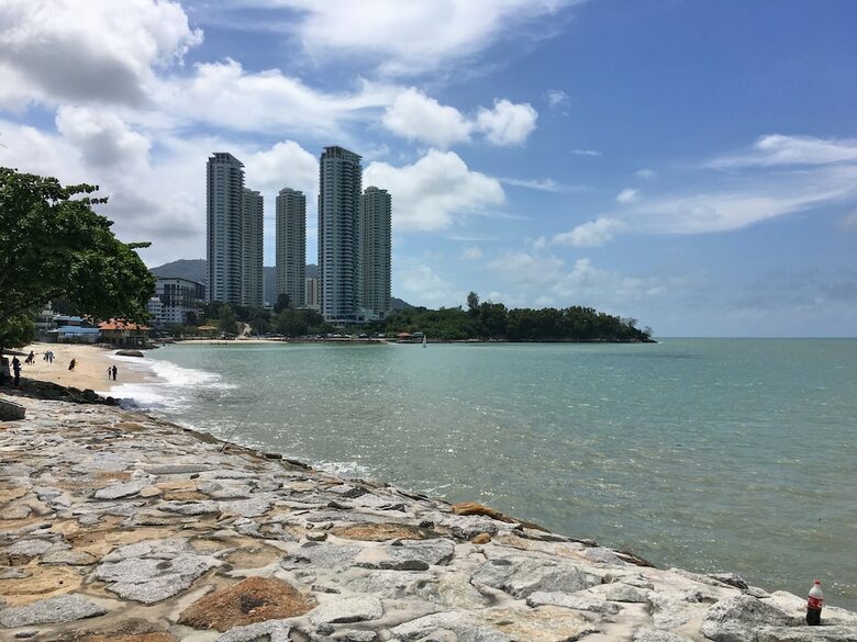 Ibook 3 - Beachside Bungalow