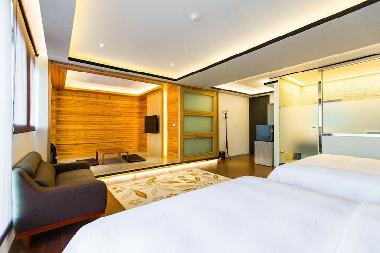 Hotel Fm Vanilla Bed And Breakfast
