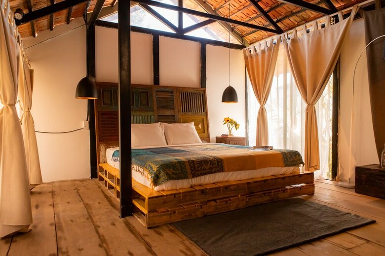 Hotel Banyan House