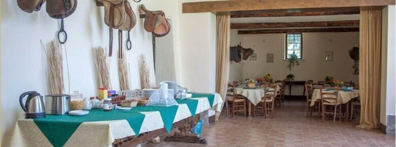 Agroturismo Castello Di Santa Cristina