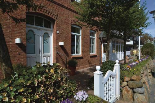 Sylthotel Raffelh�schen Garni