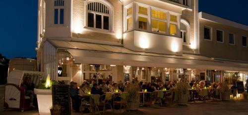 Hostal Caf� Orth