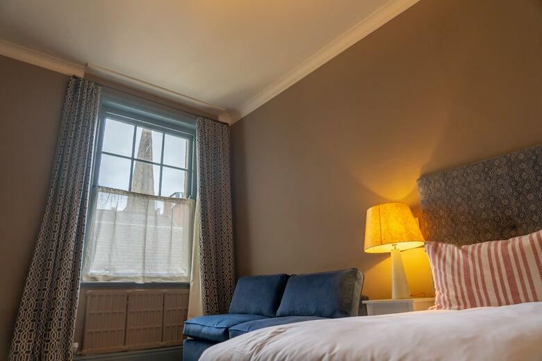 Green Dragon Hotel