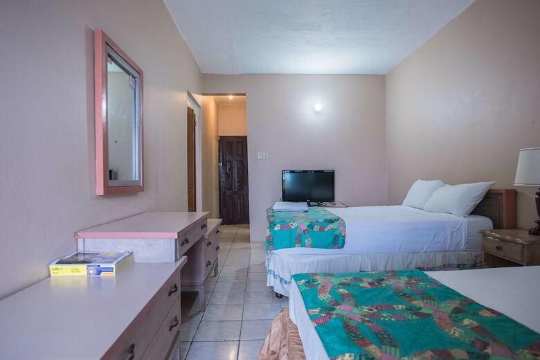 Hotel Ocean Palms Resort