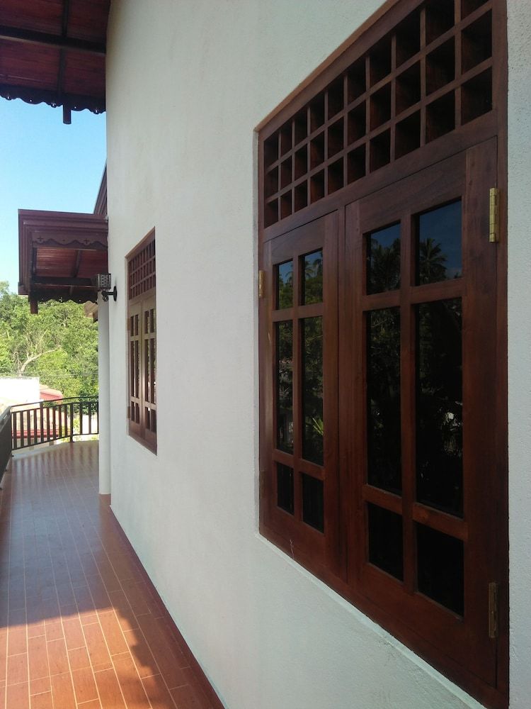 Hotel Vihara Safari Homestay