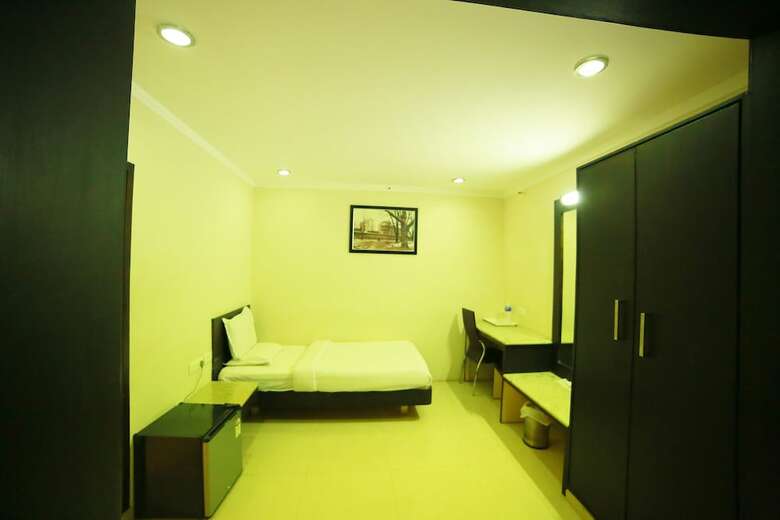 Hotel Sriram International