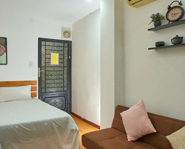 Hotel Saigon Bed Station