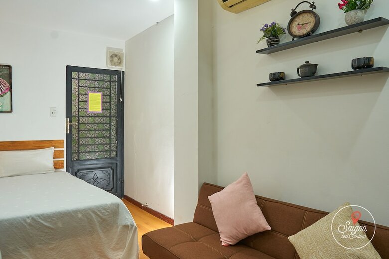 Hotel Saigon Bed Station