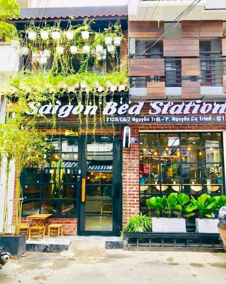 Hotel Saigon Bed Station